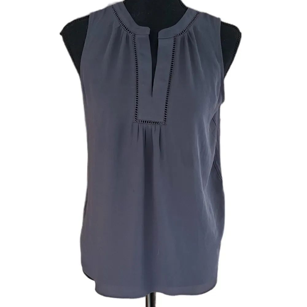 Loft Petites dark gray split neck sleeveless top, size S.